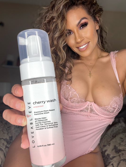 The Best Organic Feminine Wash 2023